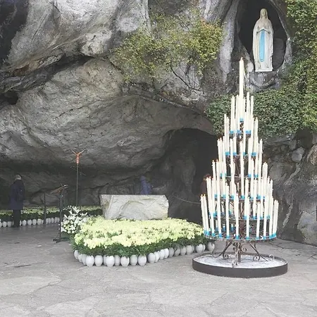 Saint Clair Отель Лурд