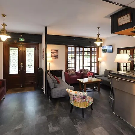 Saint Clair 酒店 2*