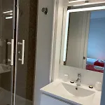 Saint Clair Hotel 2*